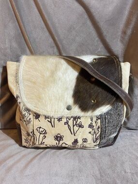 Hopofly Two-Tone Calf Hair & Canvas Crossbody Bag - Cream & Brown